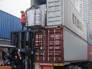 bốc xếp container Đồng Nai - Nhất Tín